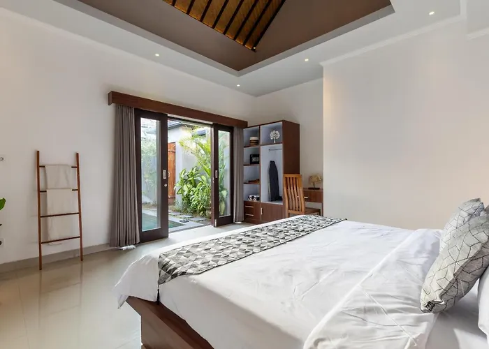 Villa Estella ☆ Kuta - Private Pool *